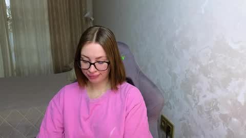 Jessy online show from 10-22-25, 06:35