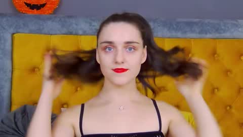 Jessica White online show from 11-14-25, 04:55