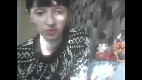 jessicaforris online show from 10-31-25, 08:26