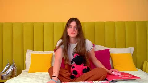 Jessica online show from 09-16-25, 06:25