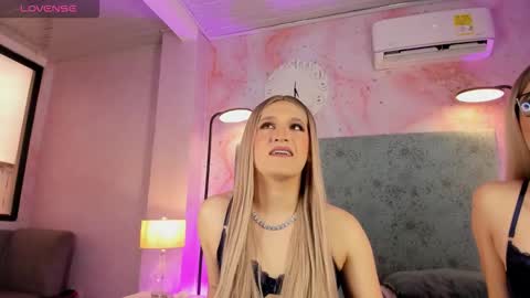 JESSI AND NAOMI online show from 09-16-25, 09:16