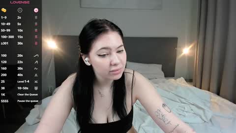 JessicaMooon online show from 02-25-25, 12:36