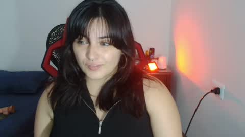 Snapshot of jessicared18 chatting on 09-22-25, 02:41 jessicared18 online show from 09-22-25, 02:41