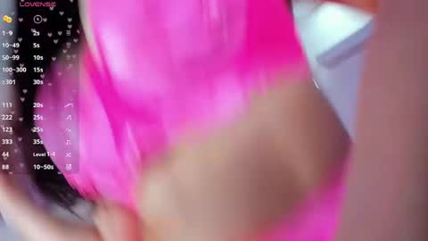 Snapshot of jessicawilliamsx_ chatting on 04-22-26, 04:30 Jessisa online show from 04-22-26, 04:30