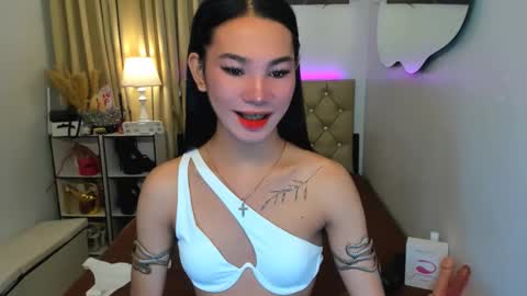 Snapshot of jessie_empress chatting on 02-17-25, 03:20 Your naughty Jessie online show from 02-17-25, 03:20
