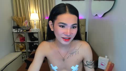 Snapshot of jessie_empress chatting on 02-18-25, 12:37 Your naughty Jessie online show from 02-18-25, 12:37