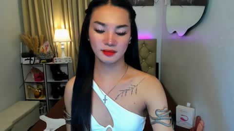 Snapshot of jessie_empress chatting on 02-18-25, 06:26 Your naughty Jessie online show from 02-18-25, 06:26