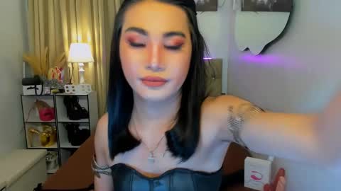 Snapshot of jessie_empress chatting on 03-04-25, 05:45 Your naughty Jessie online show from 03-04-25, 05:45