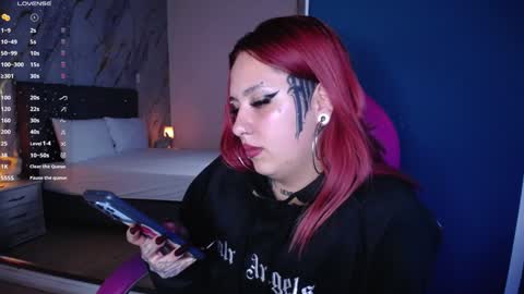 Snapshot of jessie_williams_01 chatting on 12-18-24, 09:14 Your Sweet Angel online show from 12-18-24, 09:14