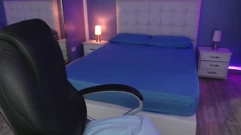 Snapshot of jessie_williams_01 chatting on 12-21-24, 06:30 Your Sweet Angel online show from 12-21-24, 06:30