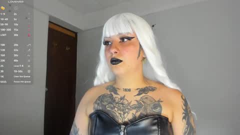 Snapshot of jessie_williams_01 chatting on 02-11-25, 08:20 Your Sweet Angel online show from 02-11-25, 08:20