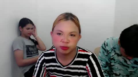 Snapshot of jessiefoxx0 chatting on 02-06-25, 09:32 Jessie online show from 02-06-25, 09:32