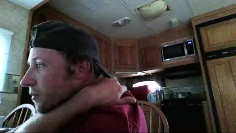 Snapshot of jessiehammerdik chatting on 12-23-24, 04:17 Dixon Cider online show from 12-23-24, 04:17