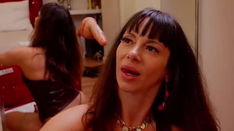 Snapshot of jessiejunee chatting on 10-04-25, 04:21 JessieJunee online show from 10-04-25, 04:21