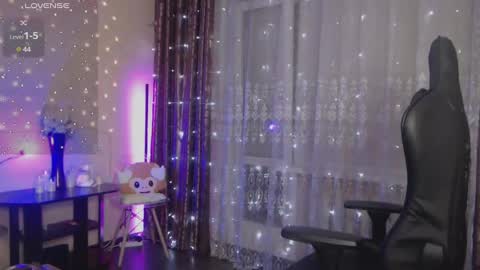 Jess online show from 01-14-25, 12:33