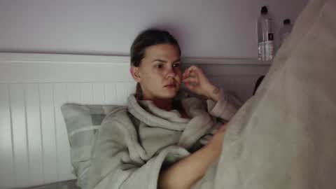 jessieryan online show from 11-04-25, 04:44