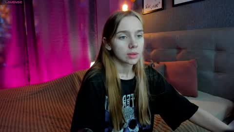 Jessie online show from 11-26-25, 09:10