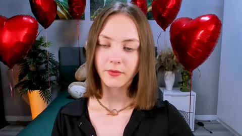 JesssWalker online show from 02-19-25, 02:01