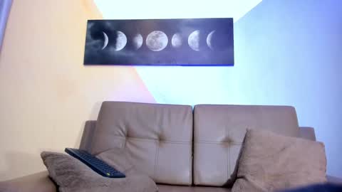 Jessy Mateus online show from 12-24-24, 12:33