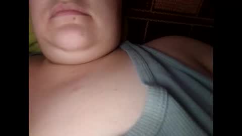 Snapshot of jessyxcuteee chatting on 11-16-25, 05:02 Jessy online show from 11-16-25, 05:02