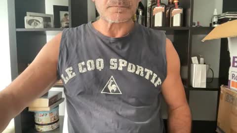 Snapshot of jesuiscoquinoui chatting on 01-03-25, 06:44 Jesuiscoquin online show from 01-03-25, 06:44