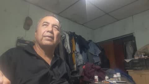 Snapshot of jesusayala1000 chatting on 10-19-25, 10:43 nashbridge1000 online show from 10-19-25, 10:43