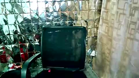Snapshot of jet_clomet21 chatting on 01-30-25, 01:33 Ale online show from 01-30-25, 01:33