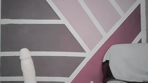 Snapshot of jet_clomet21 chatting on 02-14-25, 04:20 Ale online show from 02-14-25, 04:20