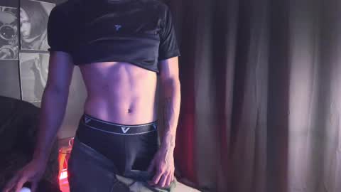 Snapshot of jett_savage chatting on 09-26-25, 01:37 jett_savage online show from 09-26-25, 01:37
