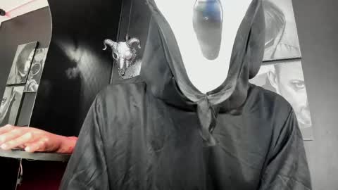 Snapshot of jett_savage chatting on 10-07-25, 12:13 jett_savage online show from 10-07-25, 12:13