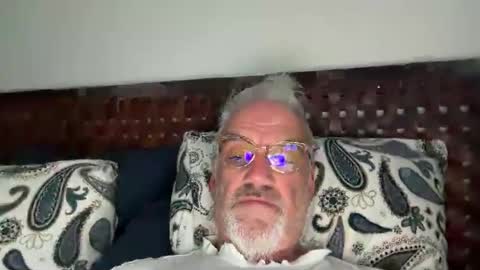 jewlronny online show from 10-01-25, 04:40