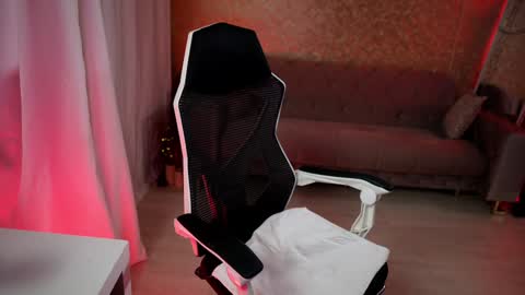 Snapshot of jeyssy69 chatting on 02-02-25, 05:10 Jeyssy also Andra  online show from 02-02-25, 05:10