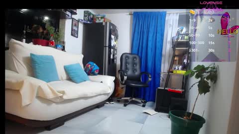 Camila online show from 01-11-25, 11:35