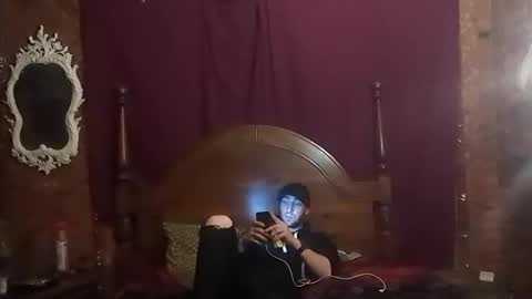 Snapshot of jf12334 chatting on 01-16-25, 08:33 NedeledeN online show from 01-16-25, 08:33