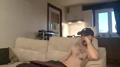 Snapshot of jf12334 chatting on 11-22-25, 09:25 NedeledeN online show from 11-22-25, 09:25