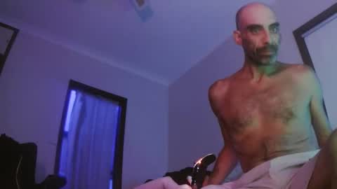 Snapshot of jglarsbel chatting on 01-16-26, 11:47 jglarsbel online show from 01-16-26, 11:47