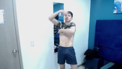 Snapshot of jheampiero chatting on 09-25-25, 01:20 Jheampiero online show from 09-25-25, 01:20