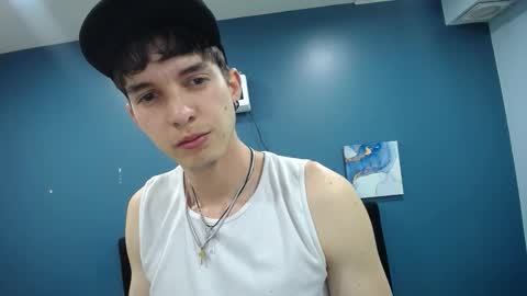 Snapshot of jheampiero chatting on 11-07-25, 01:44 Jheampiero online show from 11-07-25, 01:44