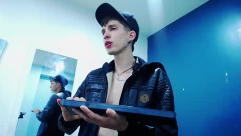 Snapshot of jheampiero chatting on 11-30-25, 11:14 Jheampiero online show from 11-30-25, 11:14