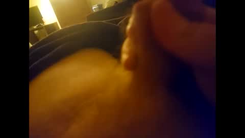 Snapshot of jhens123 chatting on 09-28-25, 01:44 jhens123 online show from 09-28-25, 01:44