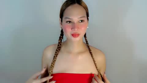 Snapshot of jhessi_kissie chatting on 02-17-26, 06:32 Tattiana online show from 02-17-26, 06:32