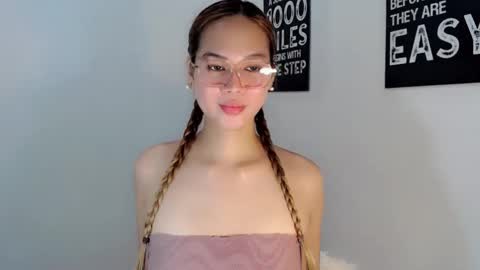 Snapshot of jhessi_kissie chatting on 02-26-26, 02:27 Tattiana online show from 02-26-26, 02:27