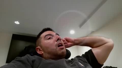 jhincorre1234 online show from 10-13-25, 06:41