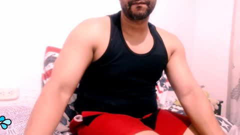 Snapshot of jho173027 chatting on 10-31-25, 02:23 En moreno online show from 10-31-25, 02:23