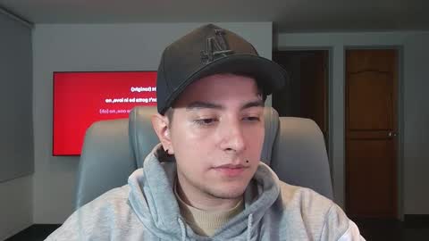 Jhoan Saenz online show from 11-16-25, 03:56