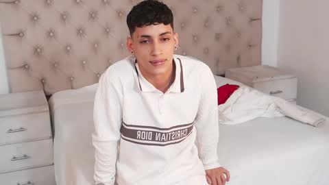 jhoanleandro online show from 02-07-26, 03:32