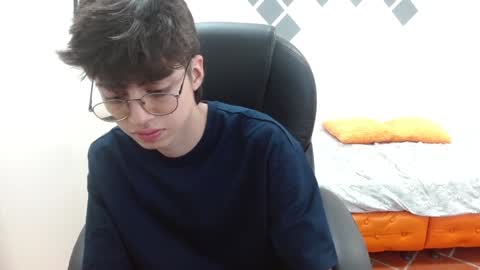 Jhoel online show from 12-26-24, 07:16