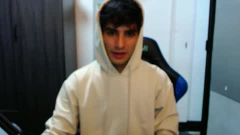 jhon online show from 12-31-24, 12:11