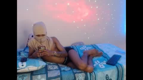 jhon_hot09 online show from 11-06-25, 05:08