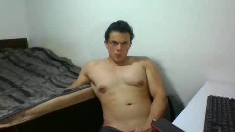 Snapshot of jhon_walkersky chatting on 12-04-25, 04:00 jhon_walkersky online show from 12-04-25, 04:00